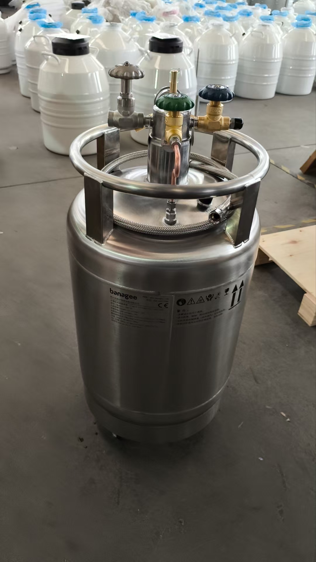 自增压液氮罐 自增压液氮罐